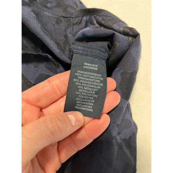 Robert Graham Blue Camo Floral Applique Button Up Shirt Men's size large - Picture 4 of 10